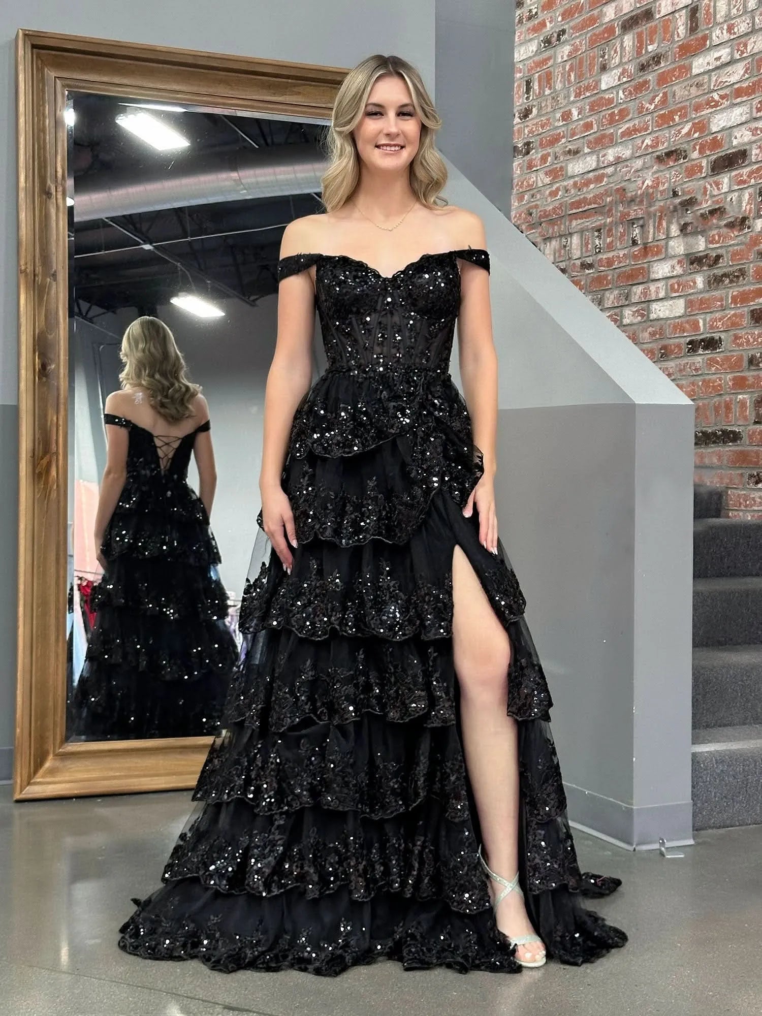Stunning Corset Bodice Sleeveless A-Line Tulle Tiered Long Prom Dress