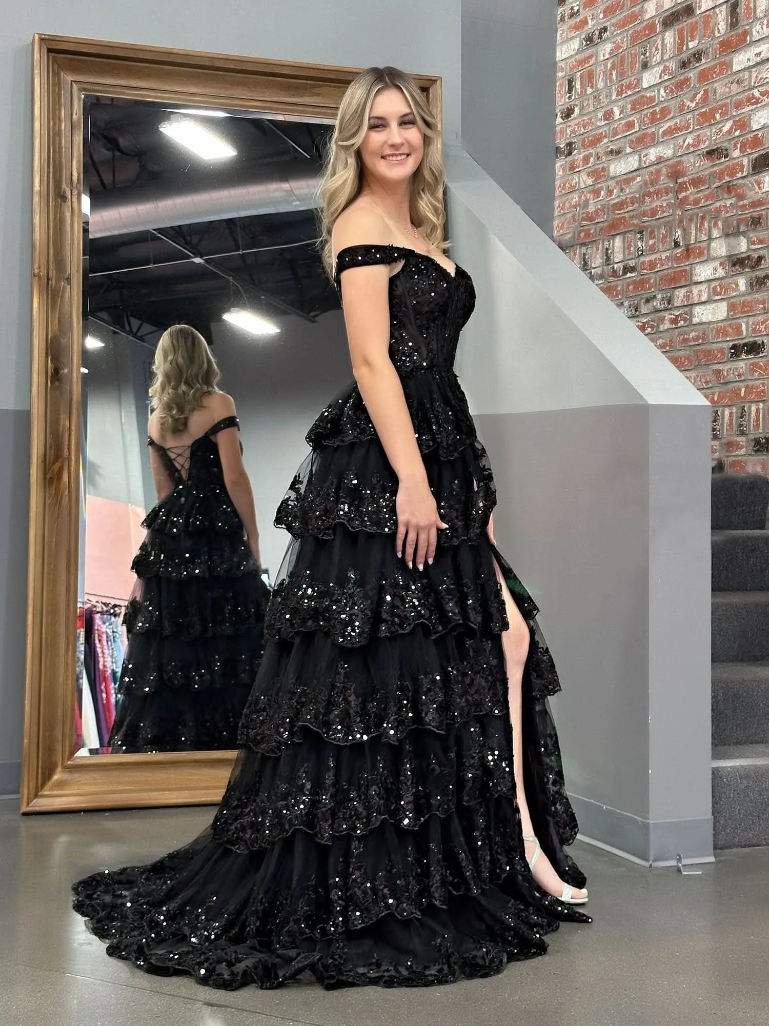 Stunning Corset Bodice Sleeveless A-Line Tulle Tiered Long Prom Dress