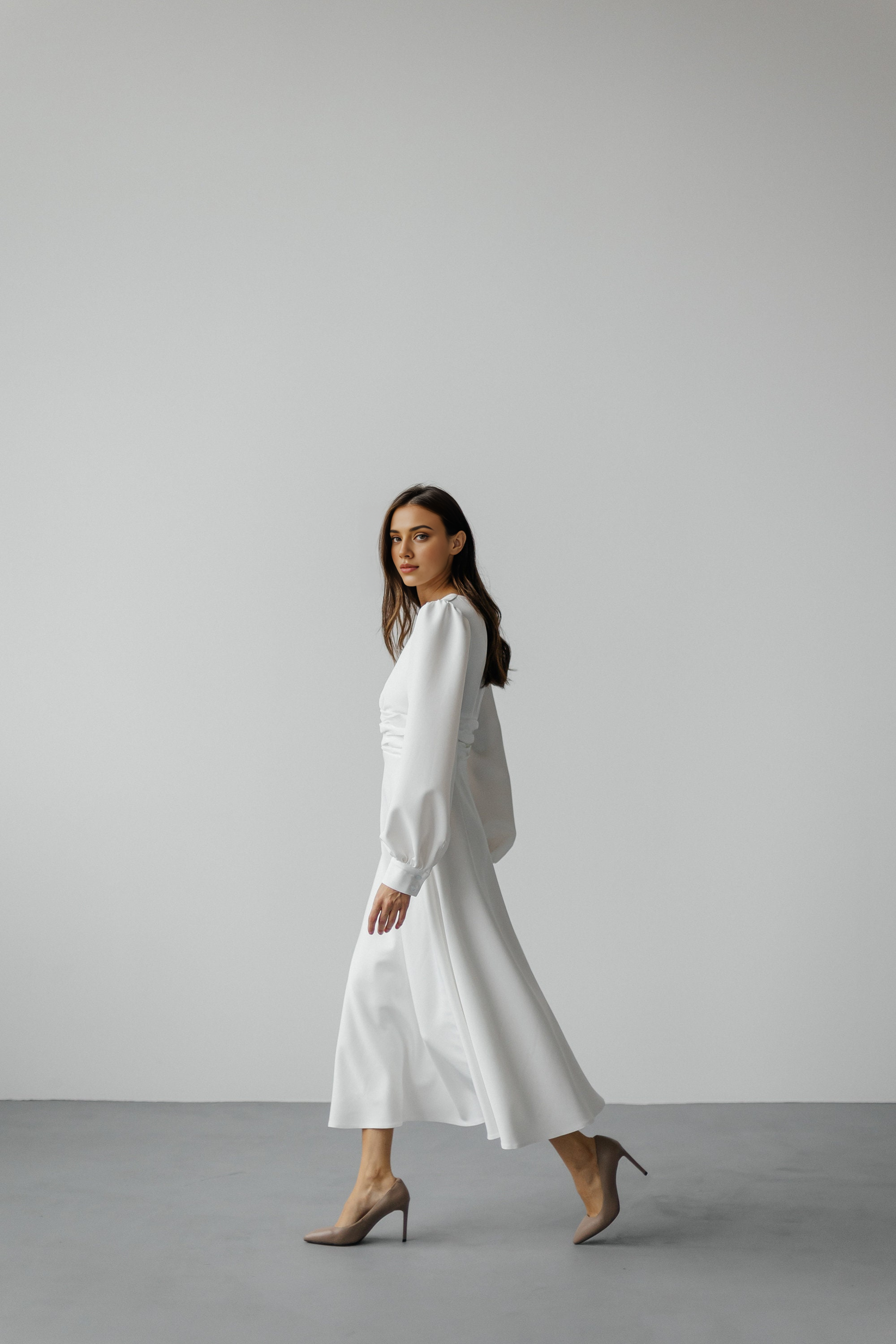 Impresionante vestido de fiesta rojo con escote en V y mangas abullonadas, vestido de noche de corte A hasta la rodilla, vestido de novia rojo, vestido de graduación, vestido de cóctel rojo. 