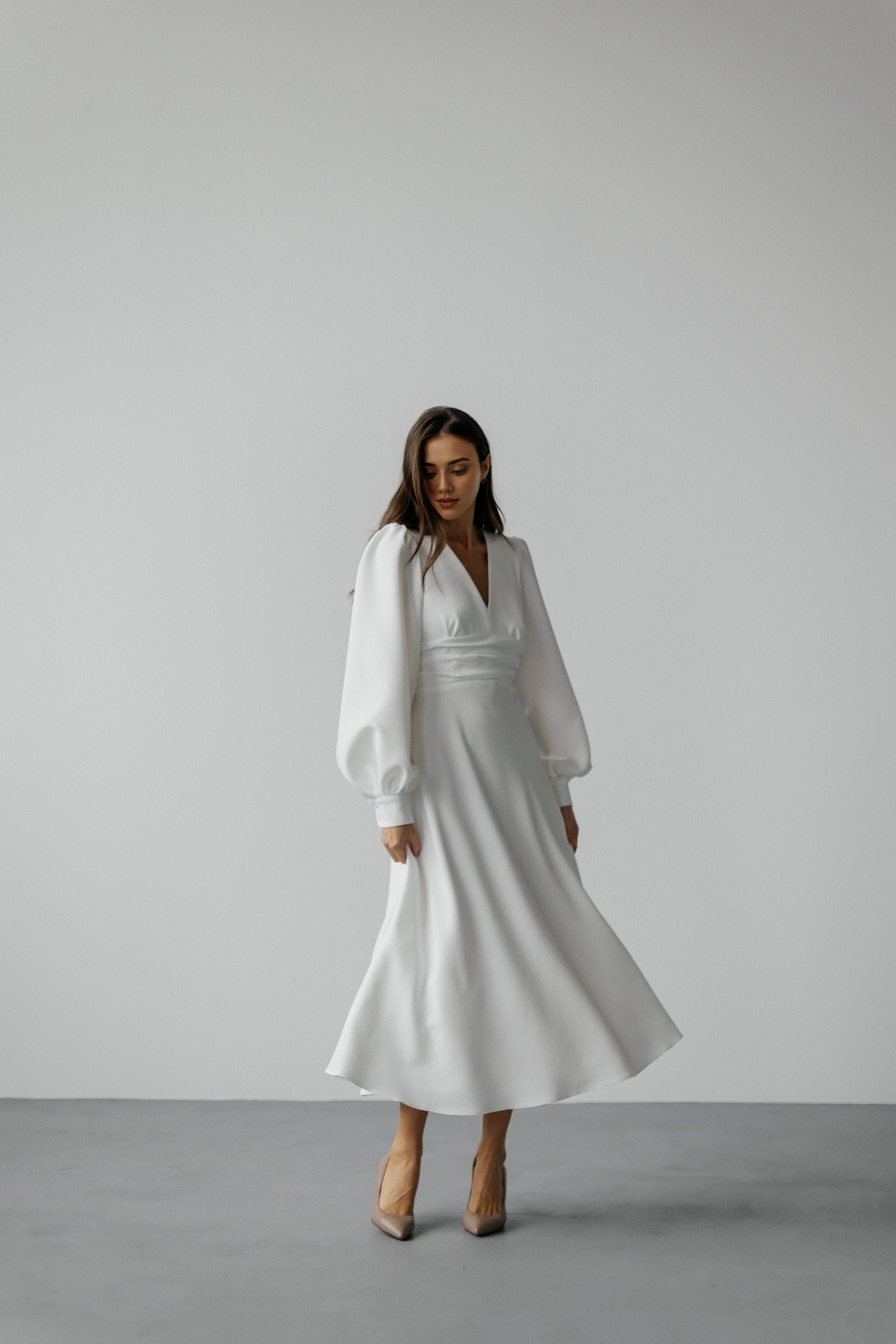 Impresionante vestido de fiesta rojo con escote en V y mangas abullonadas, vestido de noche de corte A hasta la rodilla, vestido de novia rojo, vestido de graduación, vestido de cóctel rojo. 