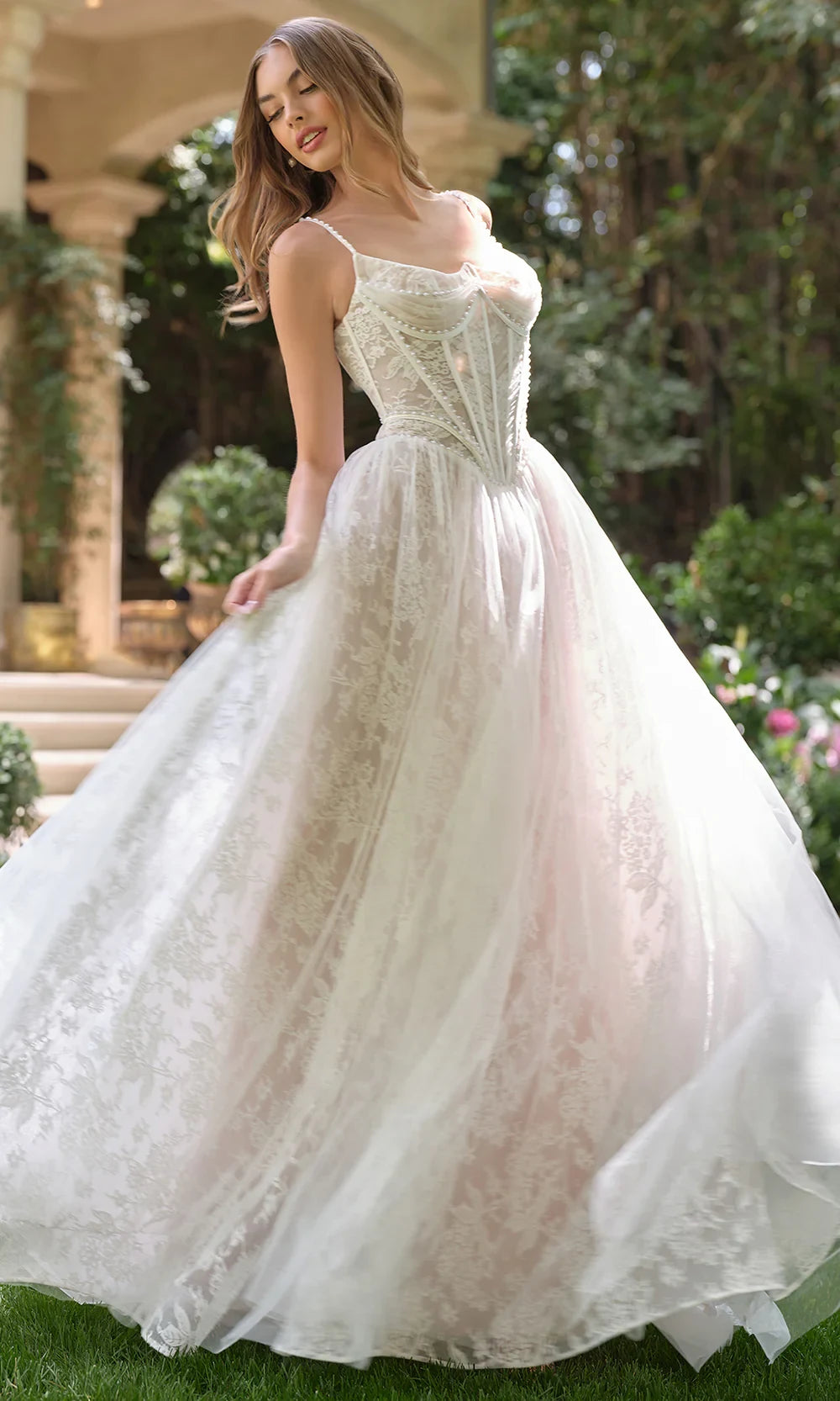 Stunning A-Line Sweetheart Corset Lace Applique Off-White Wedding Dress With Sweep Train