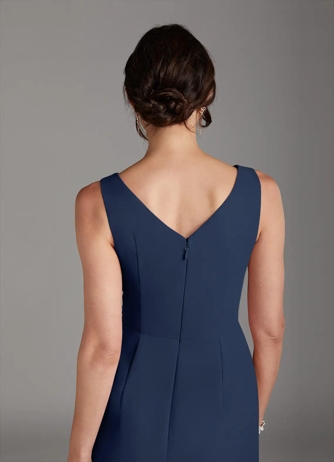 Stylish Sheath V-Neck Sleeveless V Back Knee-Length Mother of the Bride Dress