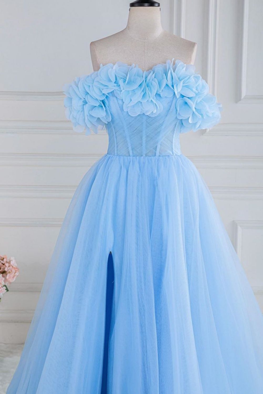Weitese Sweet Blue A-Line Strapless Long Tulle Prom Dress With 3D Flowers