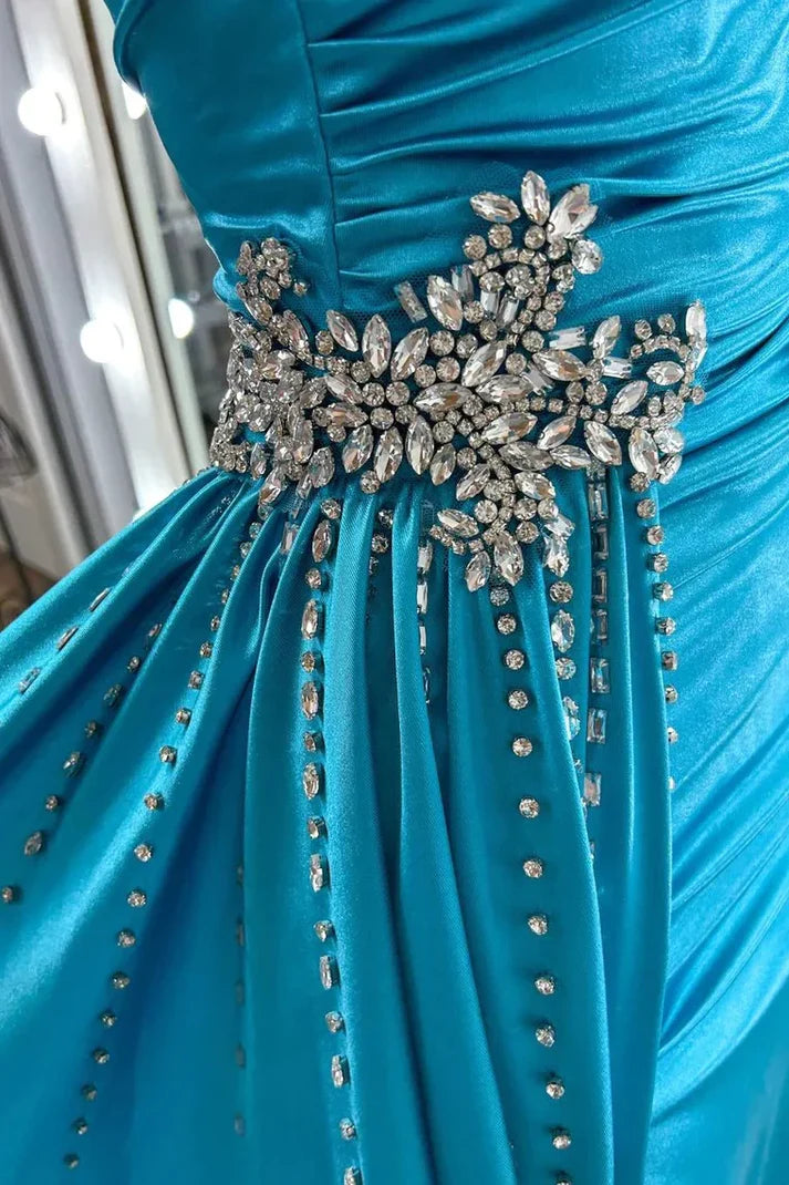 Robe de bal longue bleu sarcelle à bretelles spaghetti et perles avec traîne attachée 