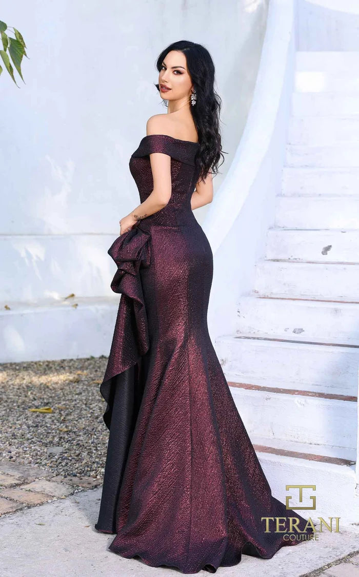 Burgundy Textured Metallic Fabric Trumpet Off-the-Shoulder Floor-Length Dress