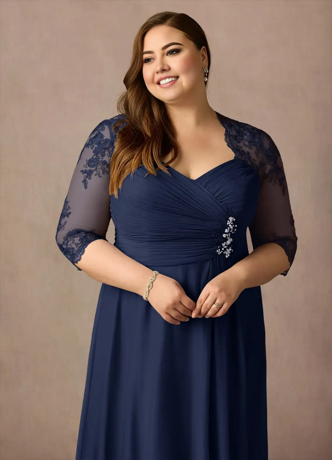 Robe fourreau classique bleu marine foncé, robe en dentelle à paillettes, décolleté en cœur, longueur asymétrique, manches trois-quarts, dos illusion, deux pièces, grande taille, pour mère de la mariée 