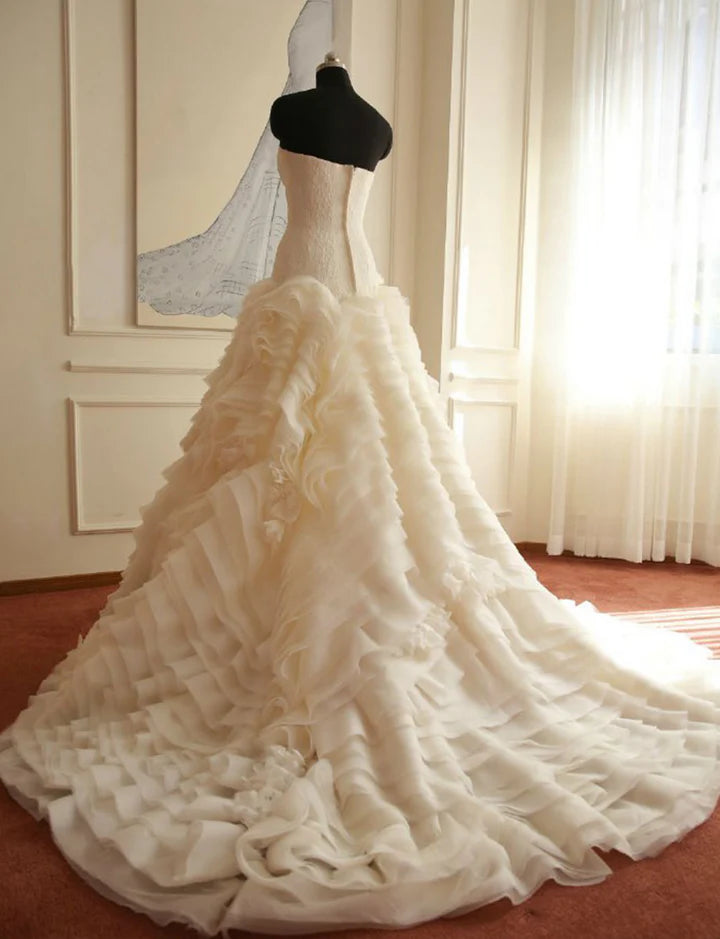 Vestidos formales Weitese para mujer, color marfil, elegantes, sin tirantes, abullonados, con capas, para baile de graduación, vestido de novia, tiendas de vestidos de graduación. 