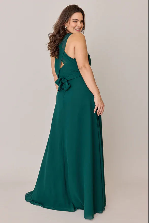 Trendy A-Line Halter Neck Sleeveless Chiffon Floor-Length Plus Size Prom Dress