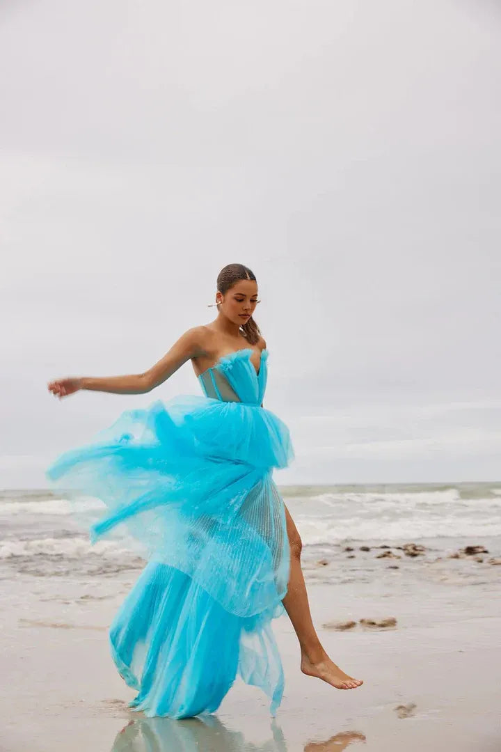 Trendy A-Line Off the Shoulder Sleeveless Tulle Floor-Length Prom Dress