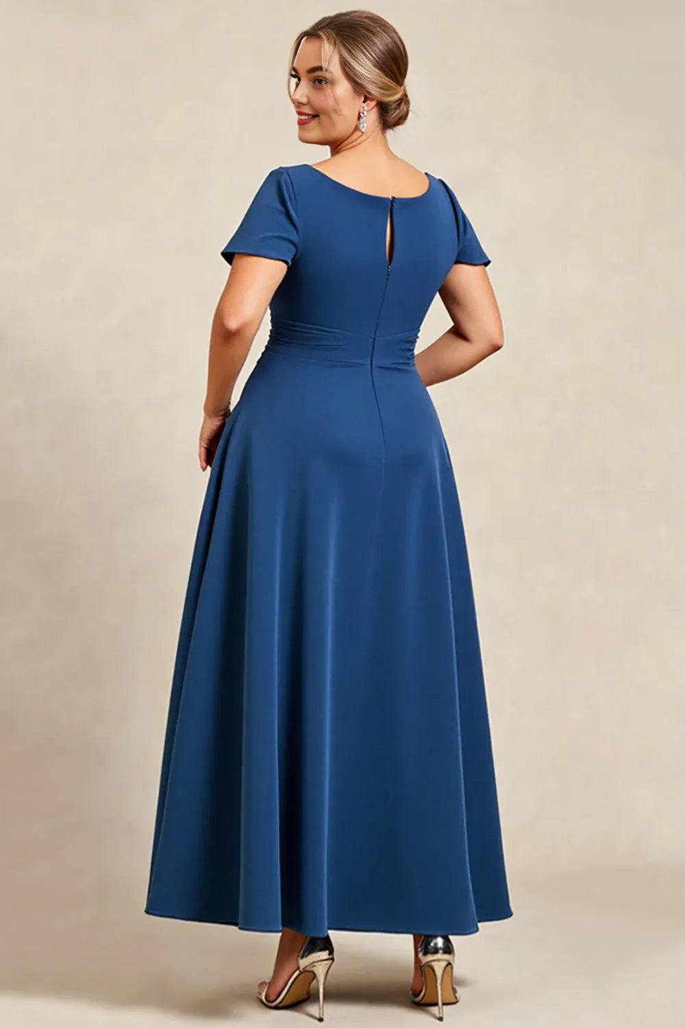 Trendy A-Line Square Neck Cap Sleeve Keyhole Floor-Length Plus Size Mother of the Bride Dress