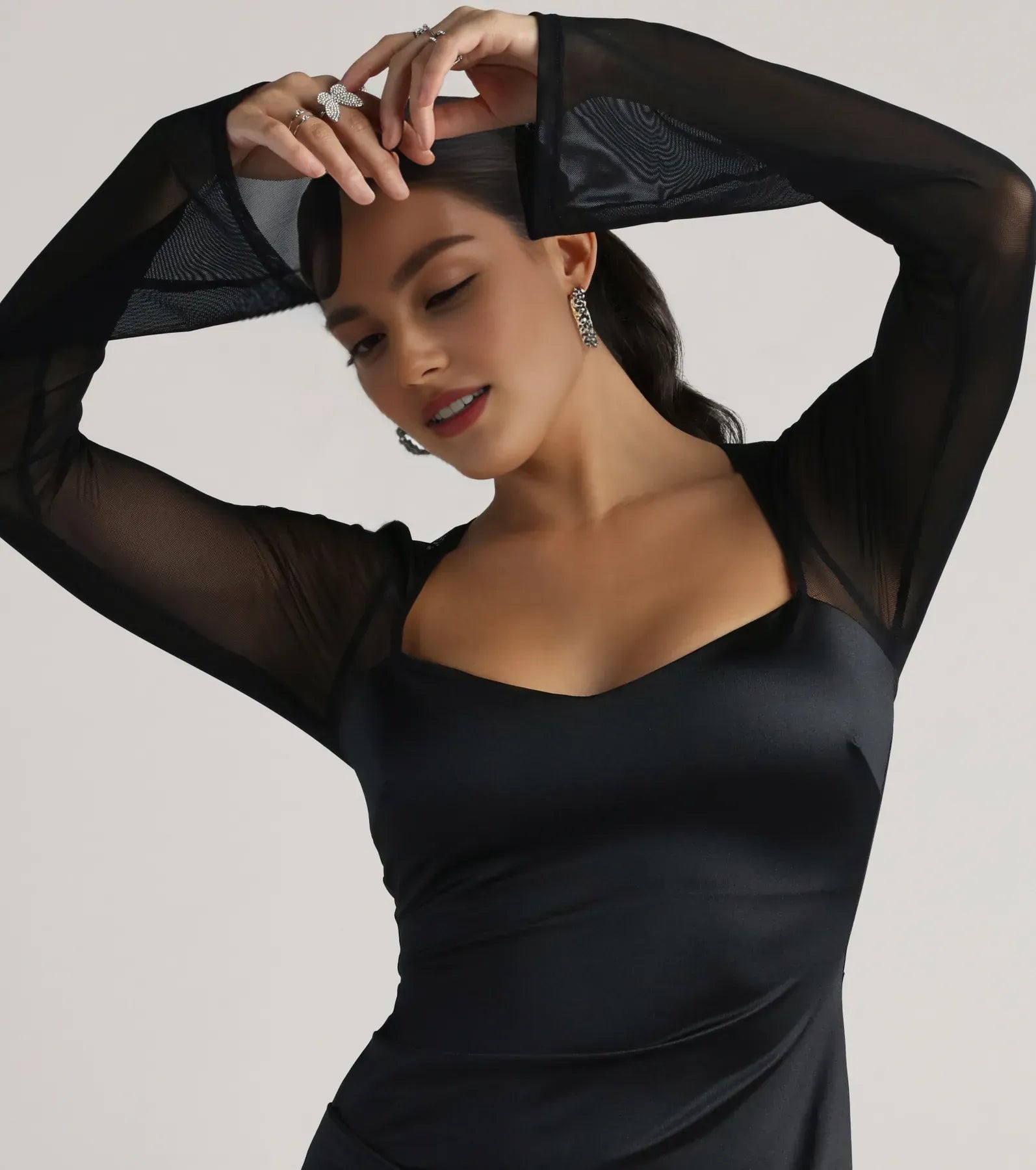 Trendy A-Line V Neck Long Sleeve Satin Short-Mini Homecoming Dress