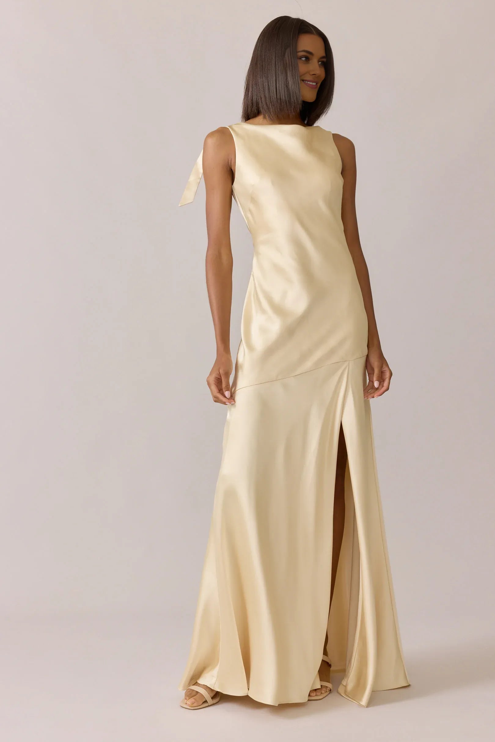 Trendy Fitted High Neck Sleeveless Backless Floor-Length Prom Dress