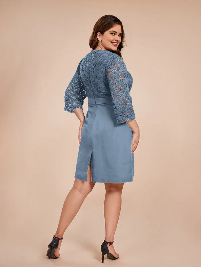 Trendy Sheath/Column V-Neck 3/4 Sleeves Lace Knee Length Plus Size Mother of the Bride Dress