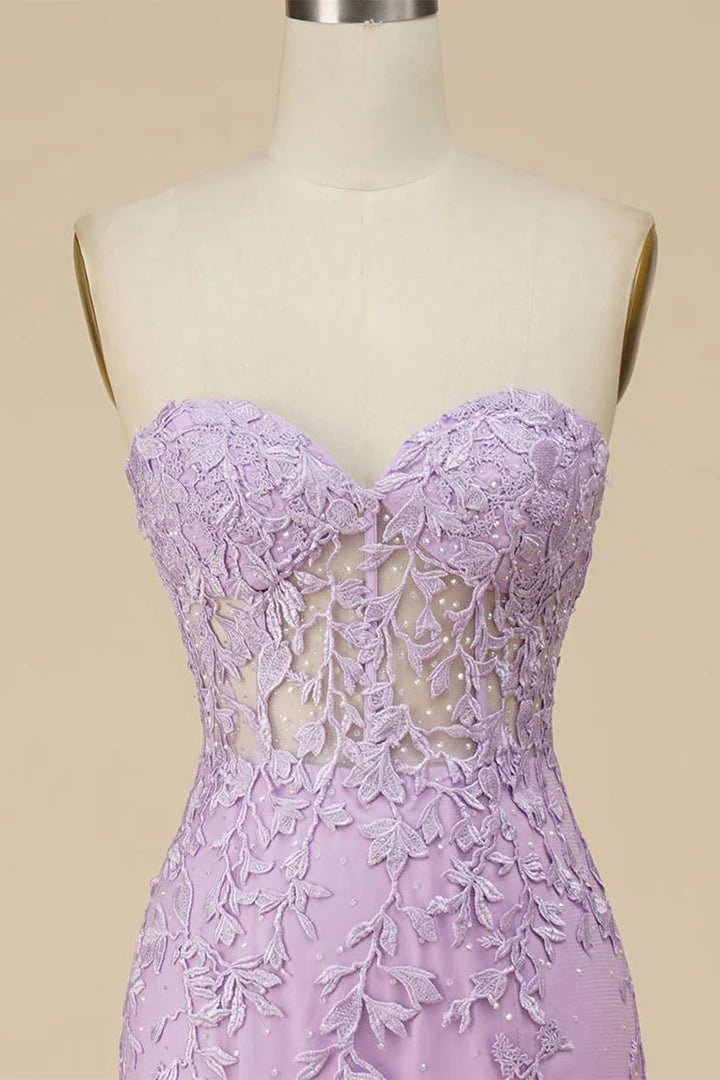Robe de bal ajustée en tulle sans manches, épaules dénudées, décolleté en cœur, avec appliques
