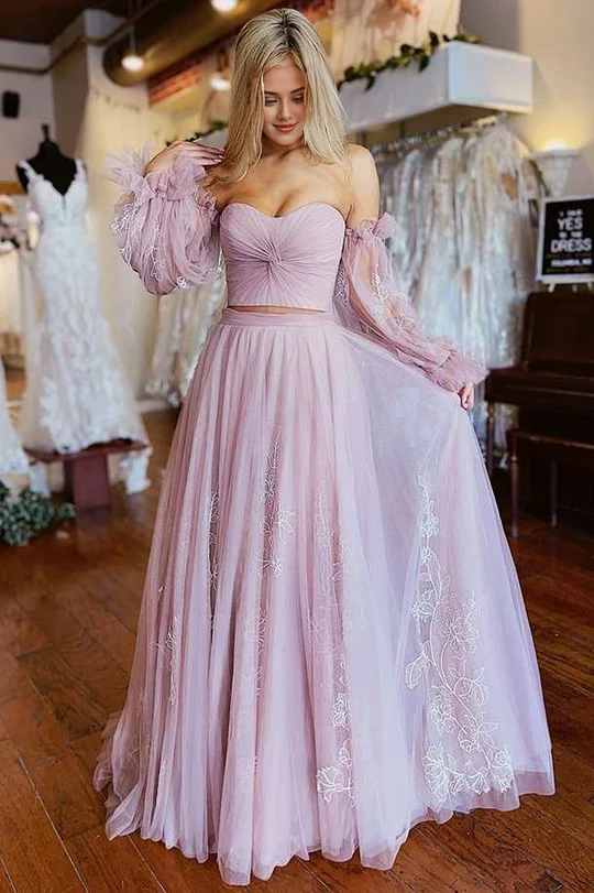 Robe de bal trapèze rose poudré deux pièces, sans bretelles, avec appliques et manches 