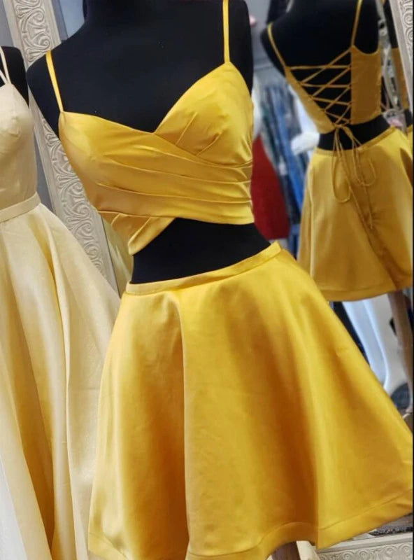 Two-Piece A-Line Sweetheart Spaghetti Straps Ruched Satin Yellow Short Homecoming Dresses