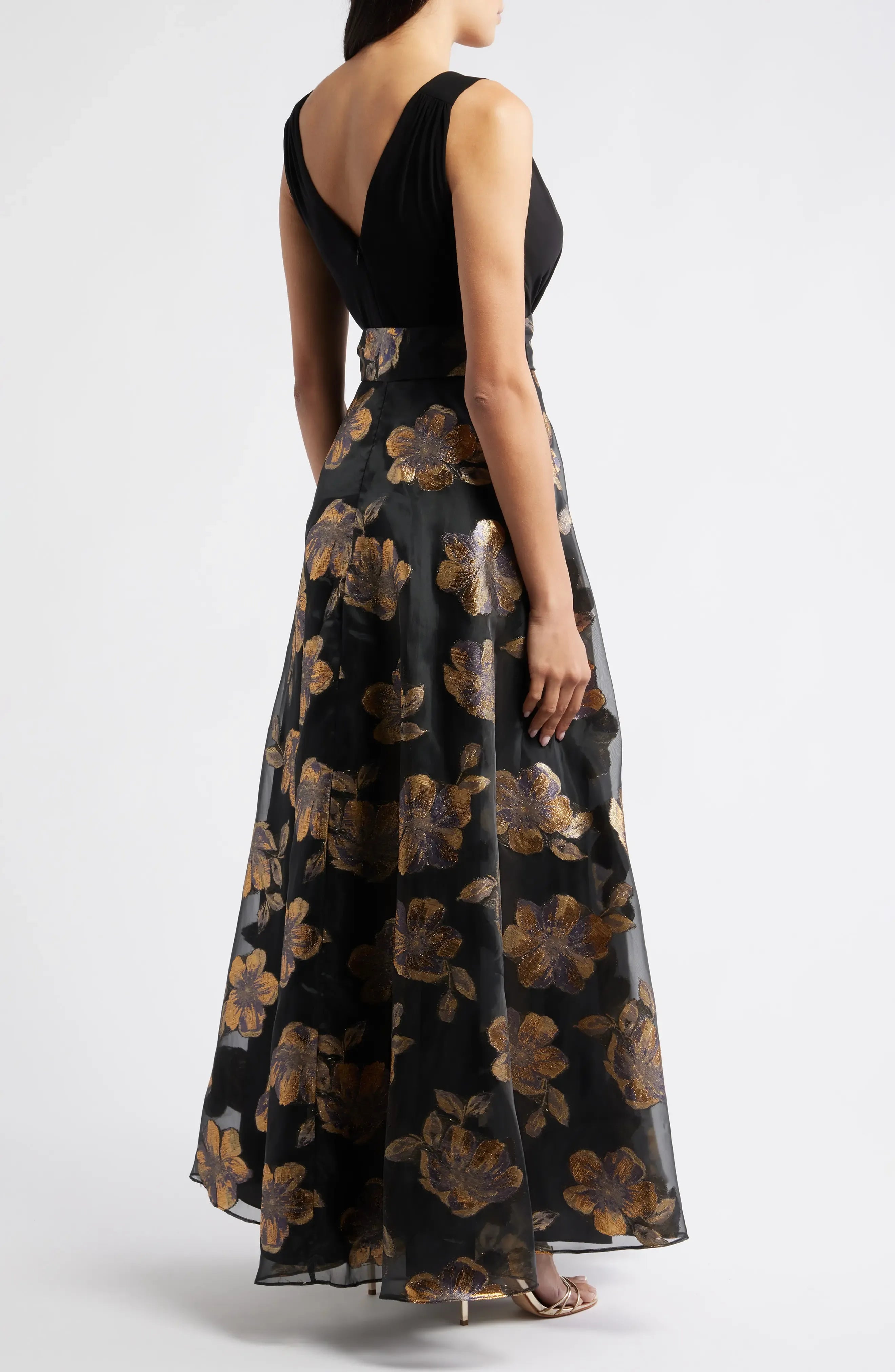 Unique A-Line V Neck Sleeveless V Back Floor-Length Prom Dress