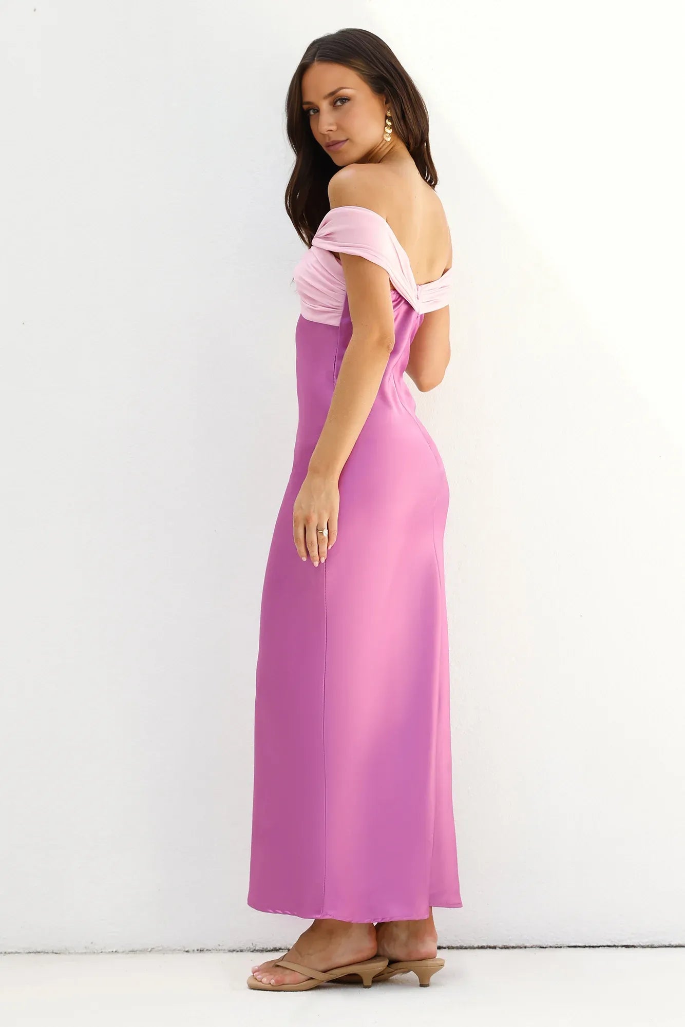 Unique Bodice Off The Shoulder Sleeveless Zipper Up Floor-Length Cocktail Dress
