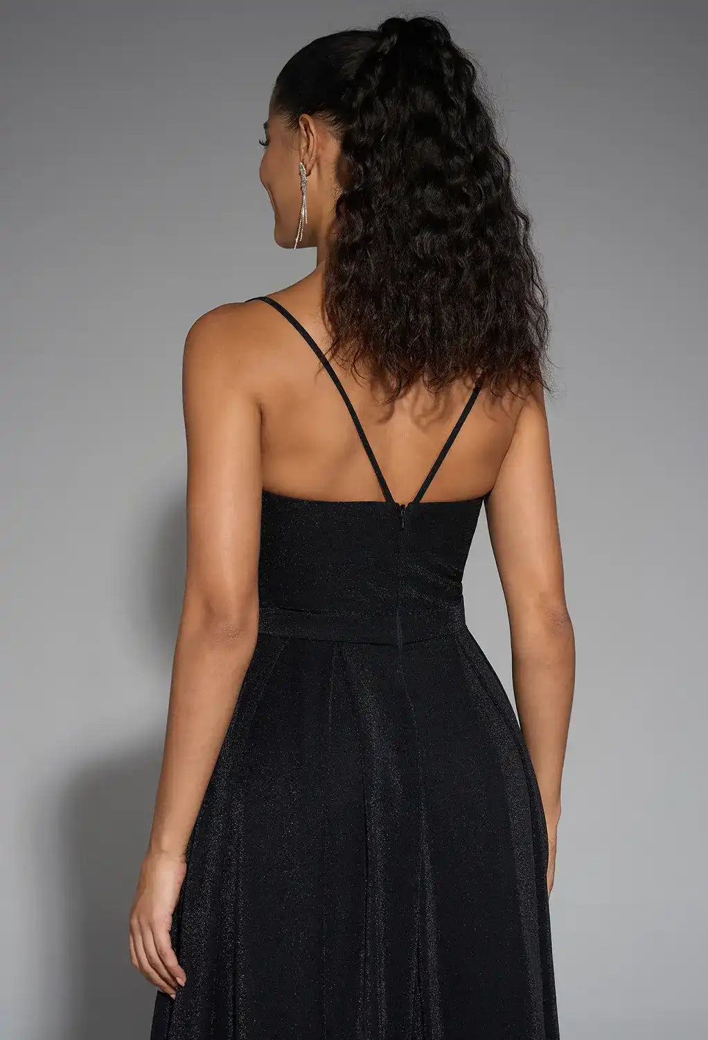 A-line V-Neck Glitter Spaghetti Straps Floor Length Prom Dresses Sleeveless Pleated Custom Off the Shoulder Evening Dresses