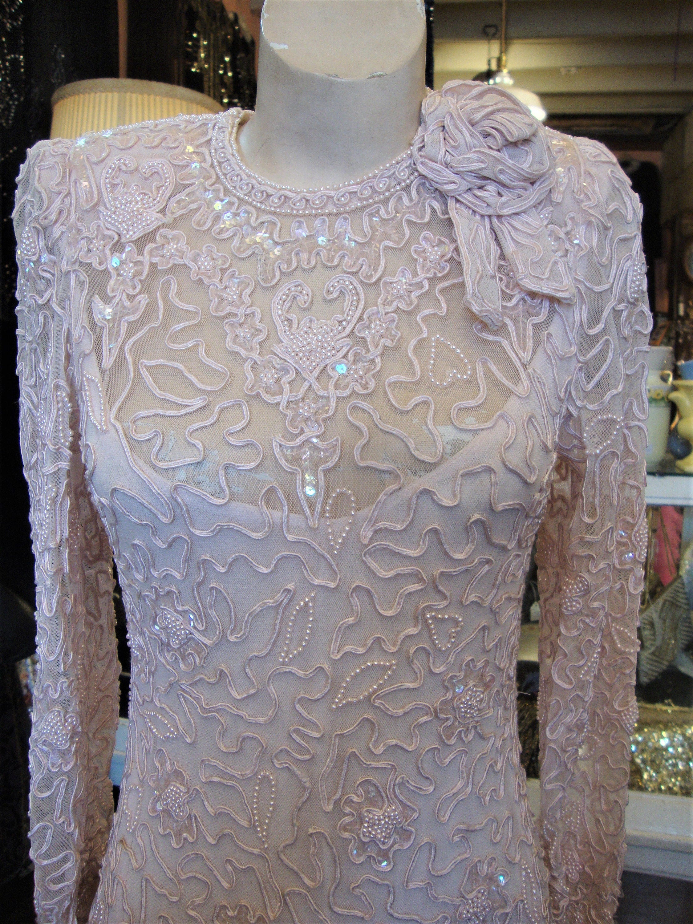 Vintage Round Neck Light Pink Sequin and Beaded Party Dress Bridal Wedding Guest Prom Dress Elegant Evening Dress With Flowar