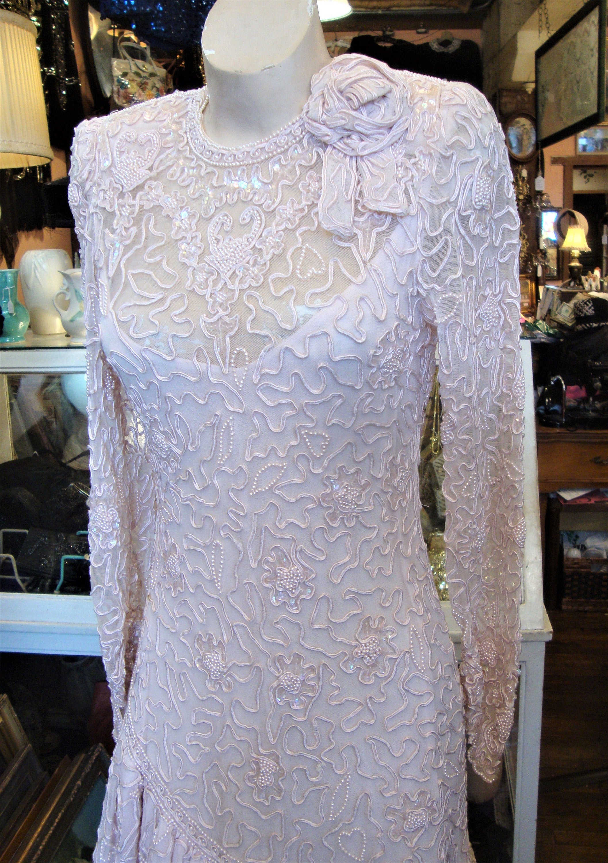 Vintage Round Neck Light Pink Sequin and Beaded Party Dress Bridal Wedding Guest Prom Dress Elegant Evening Dress With Flowar