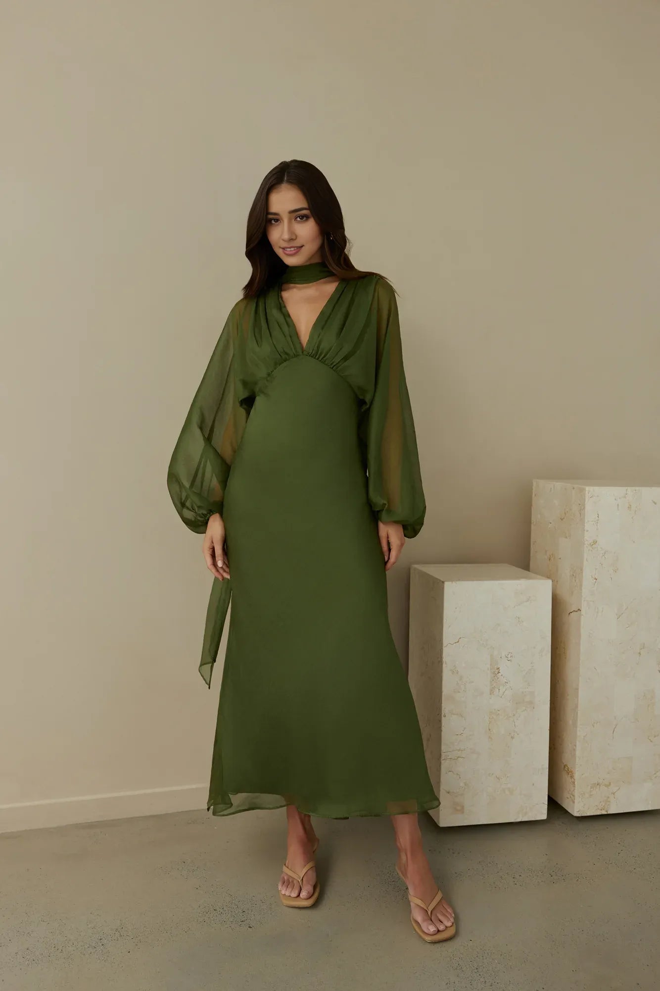 V Neck Ankle-Length Tulle Dress Green Sheer Balloon Sleeves Sheath Simple Zipper Up Prom Dress With Scarf