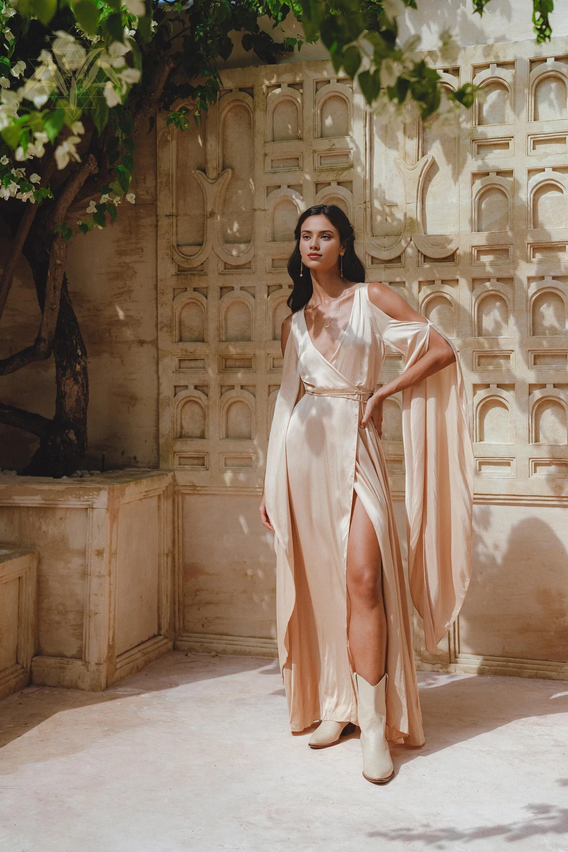 V Neck Pink Goddess Dress Bridesmaid Dress Boho Elegant Dress Bell Sleeves Prom Party Dress With Slit