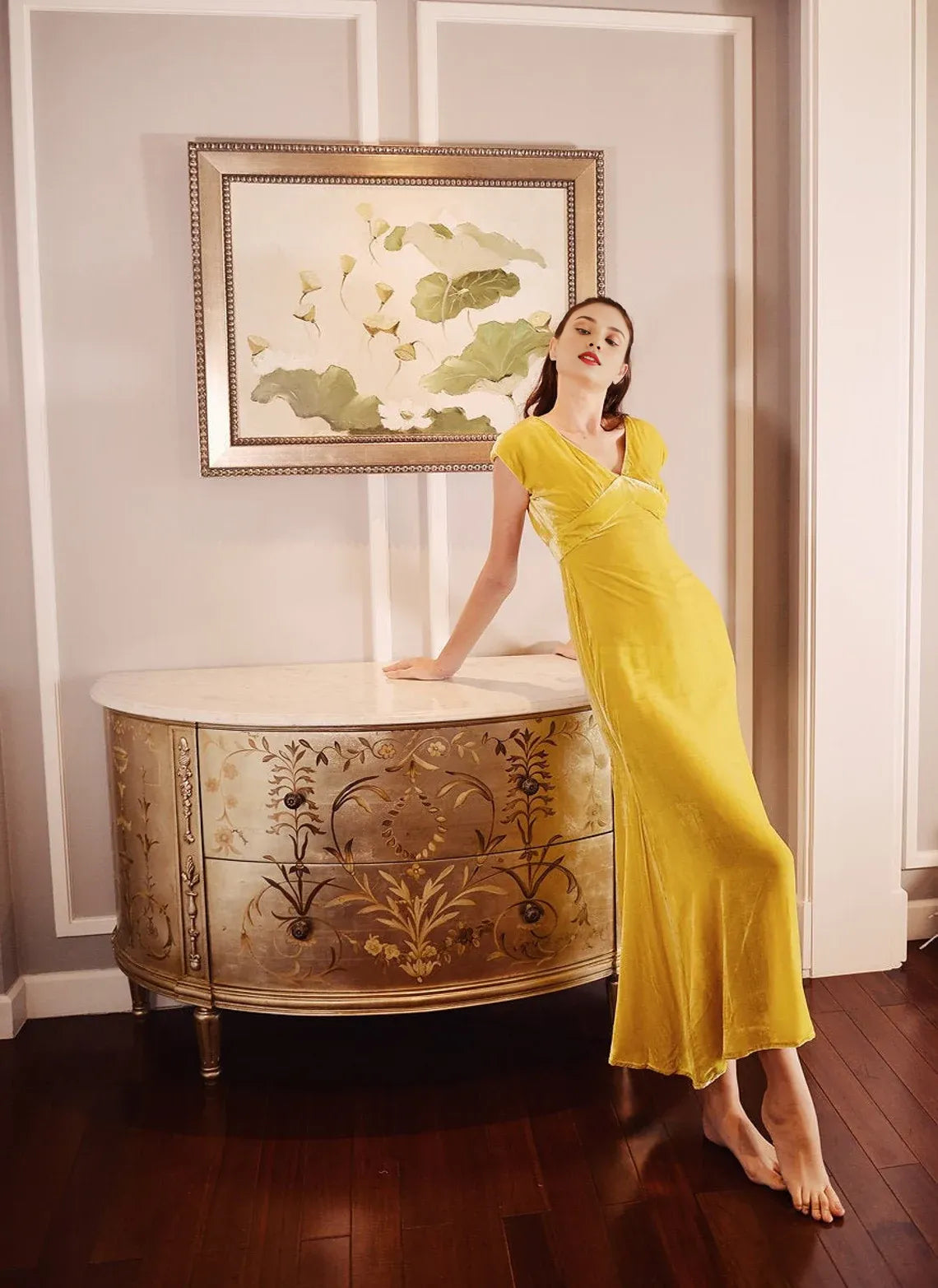 Vestido de fiesta elegante de sirena de terciopelo con escote en V y sin mangas hasta los tobillos 