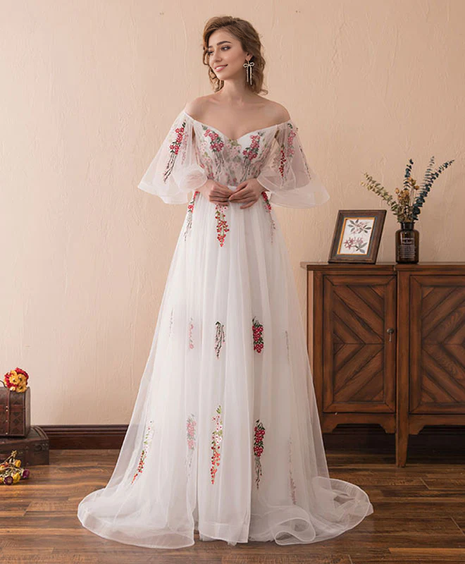 Robe de bal longue dos nu en tulle et dentelle à col en V