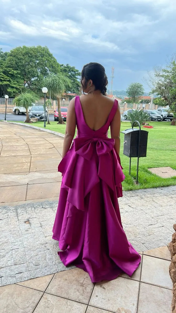 Vibrant A-Line Square Neck Satin Floor-Length Evening Gown with Oversized Bow