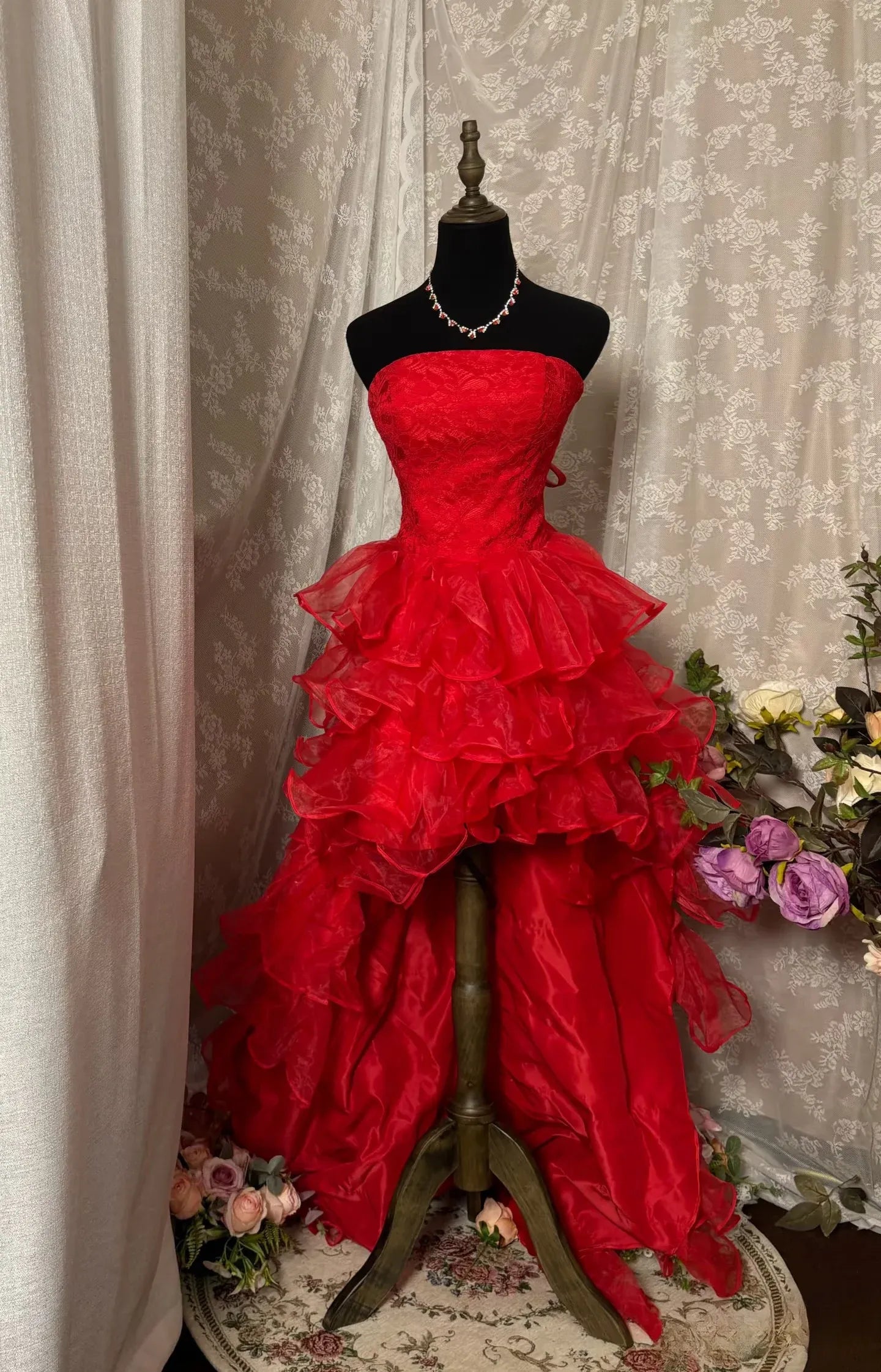 Vibrant A-Line Strapless Lace-Up Corset Tiered Ruffle Tulle Floor-Length Evening Ball Gown