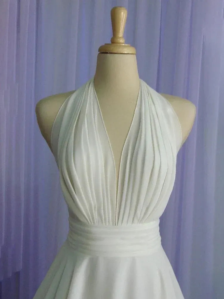 Vintage A-Line Halter Neck Sleeveless Pleated Chiffon Tea-Length Wedding Dress