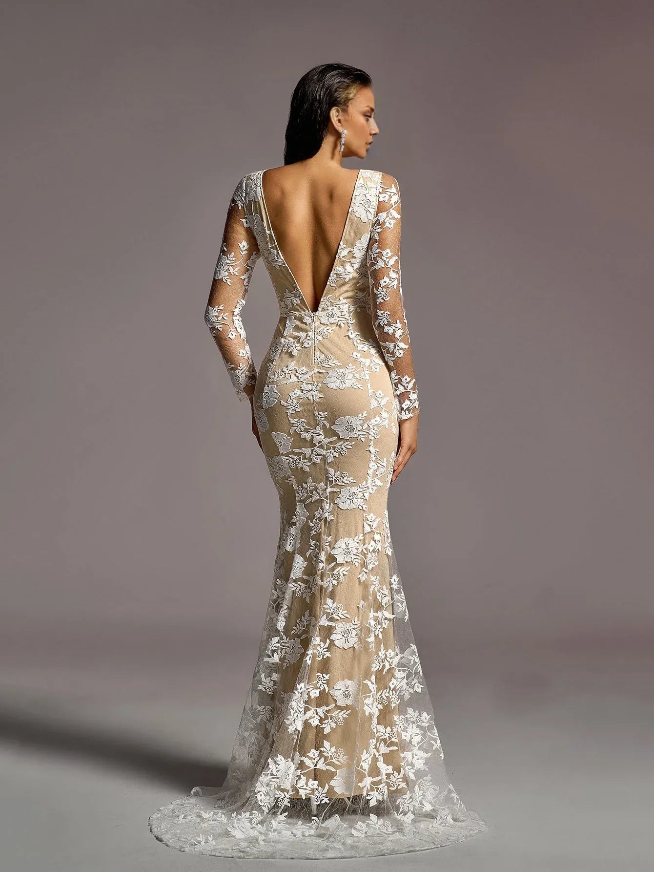 Vintage Mermaid Boat Neck Sheer Sleeves Backless Sweep/Brush Train Wedding Dress