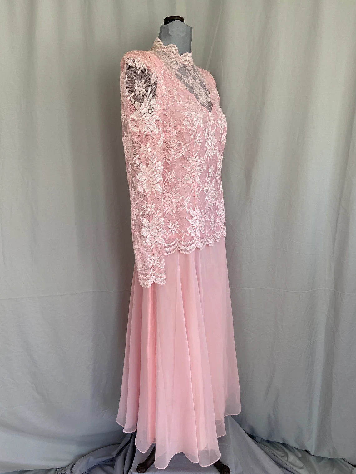 Vintage Pink Lace Prom Dress Mermaid Party Dress With Mother of the Bride Dress Long Sleeves High Collar Prom Dress
