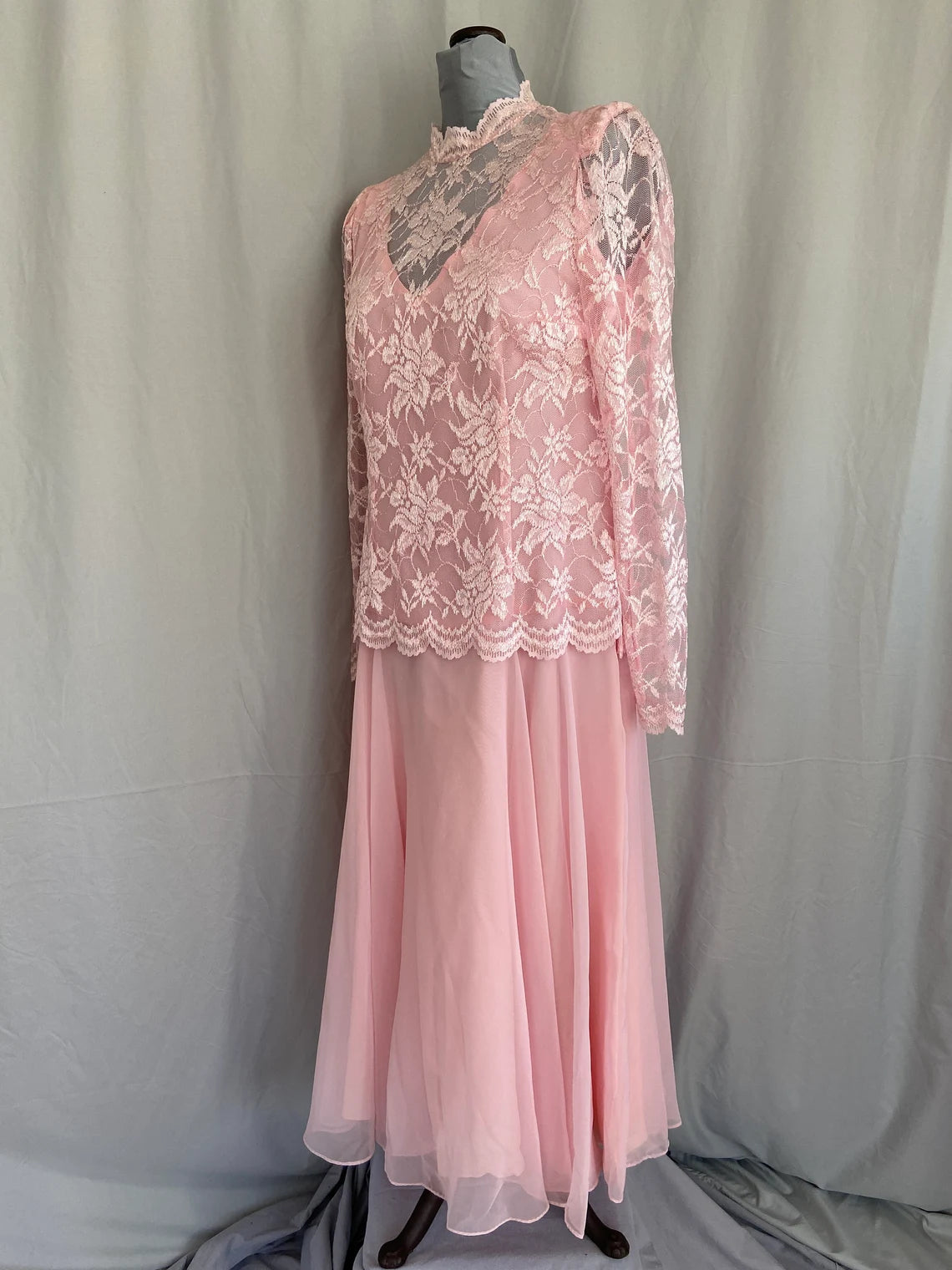Vintage Pink Lace Prom Dress Mermaid Party Dress With Mother of the Bride Dress Long Sleeves High Collar Prom Dress