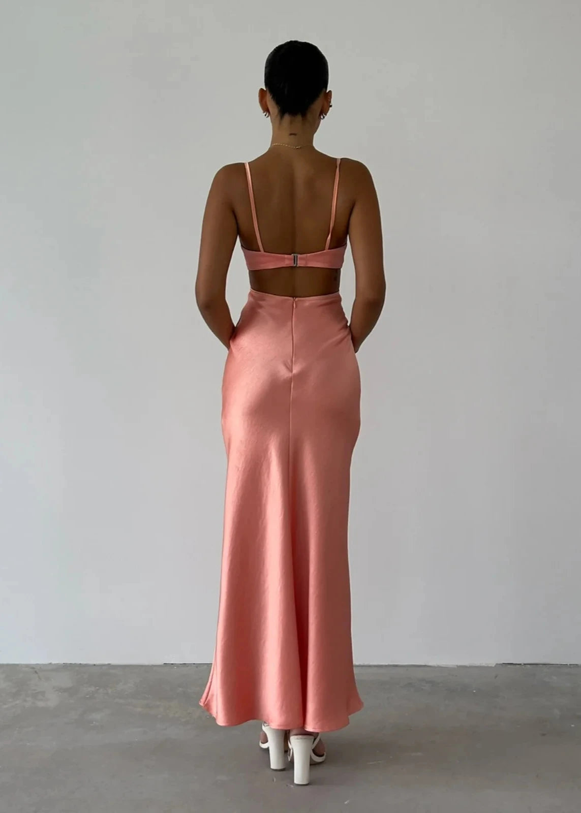 Weitese Dress Satin Cut Out Maxi Summer Dresses for Women Spaghetti Strap V-Neck Backless Wedding Guest Midi Dress Prom Dress