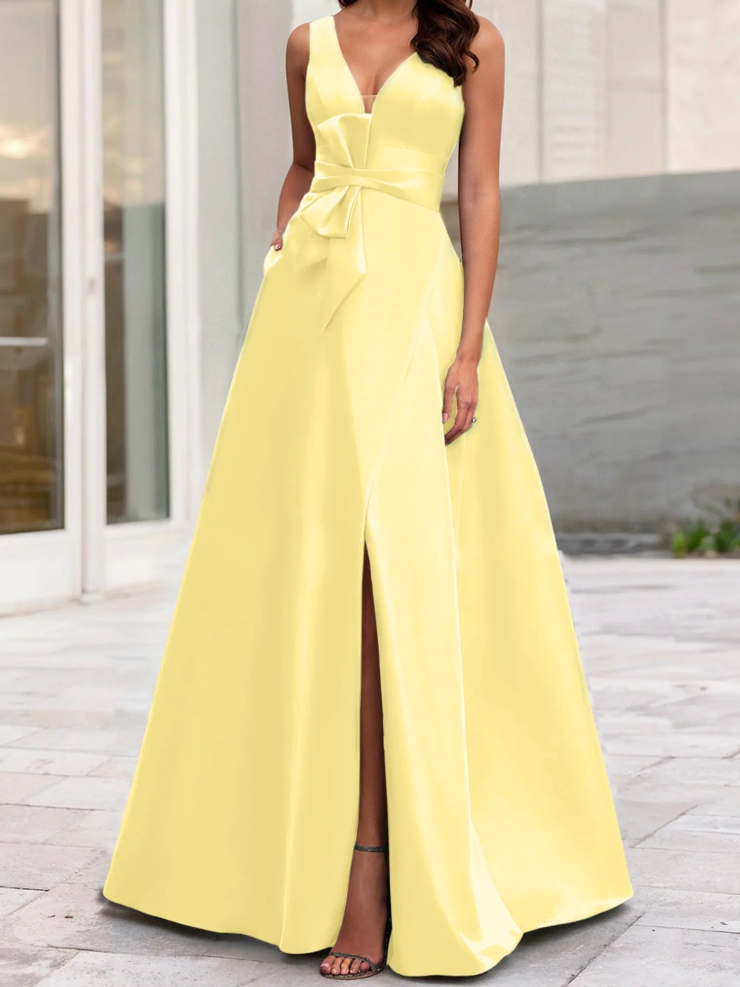 A-Line/Princess V-Neck Sleeveless Mother Of The Bride Dresses