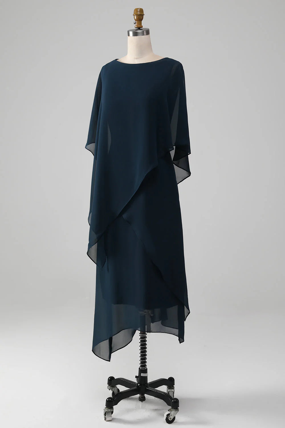 Chiffon A-Line Scoop Neckline Mother Of The Bride Dress