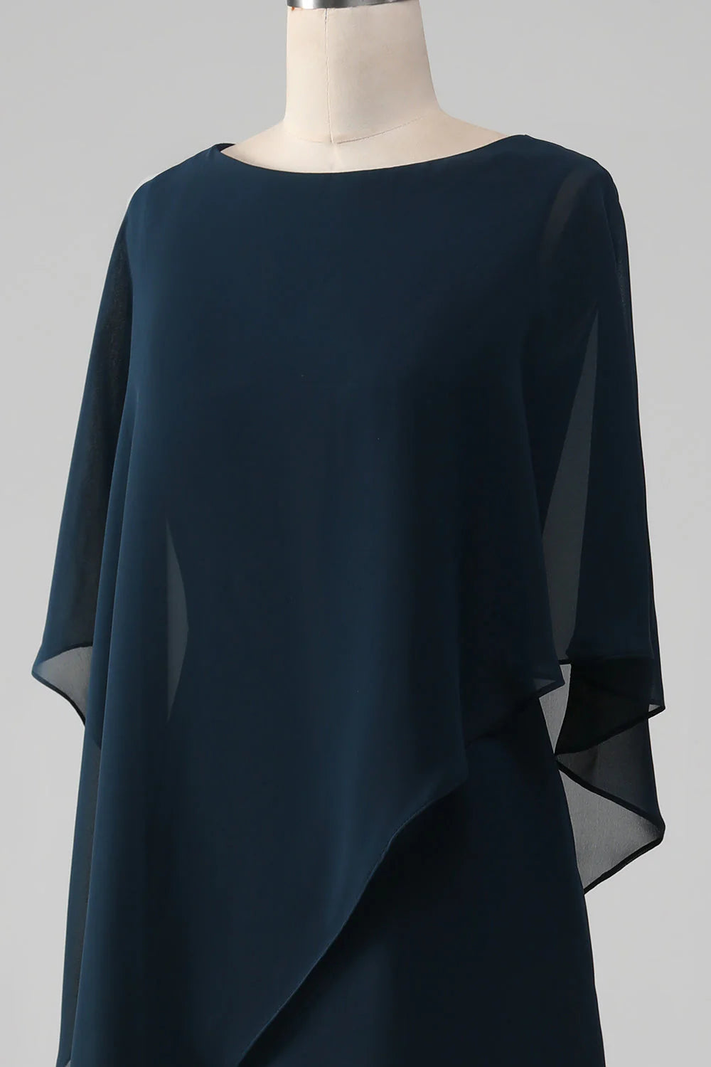 Chiffon A-Line Scoop Neckline Mother Of The Bride Dress
