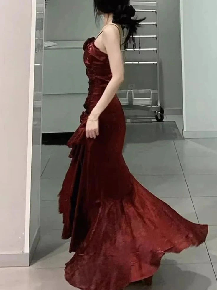 Vestido de fiesta de sirena con volantes, tirantes finos y corte A hasta el suelo con flores