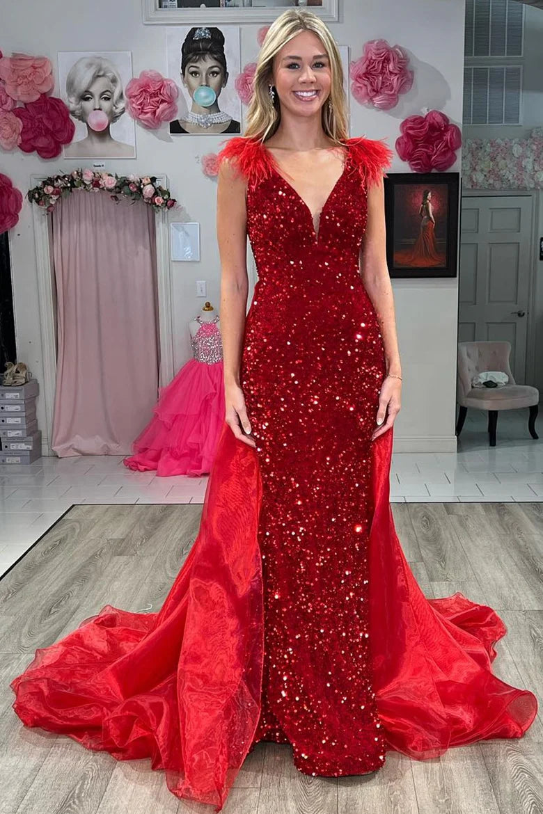 Vestido de fiesta de sirena con escote en V profundo y lentejuelas y cola