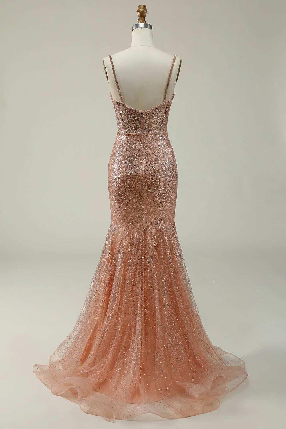 Robe de bal longue sirène à paillettes et décolleté en cœur