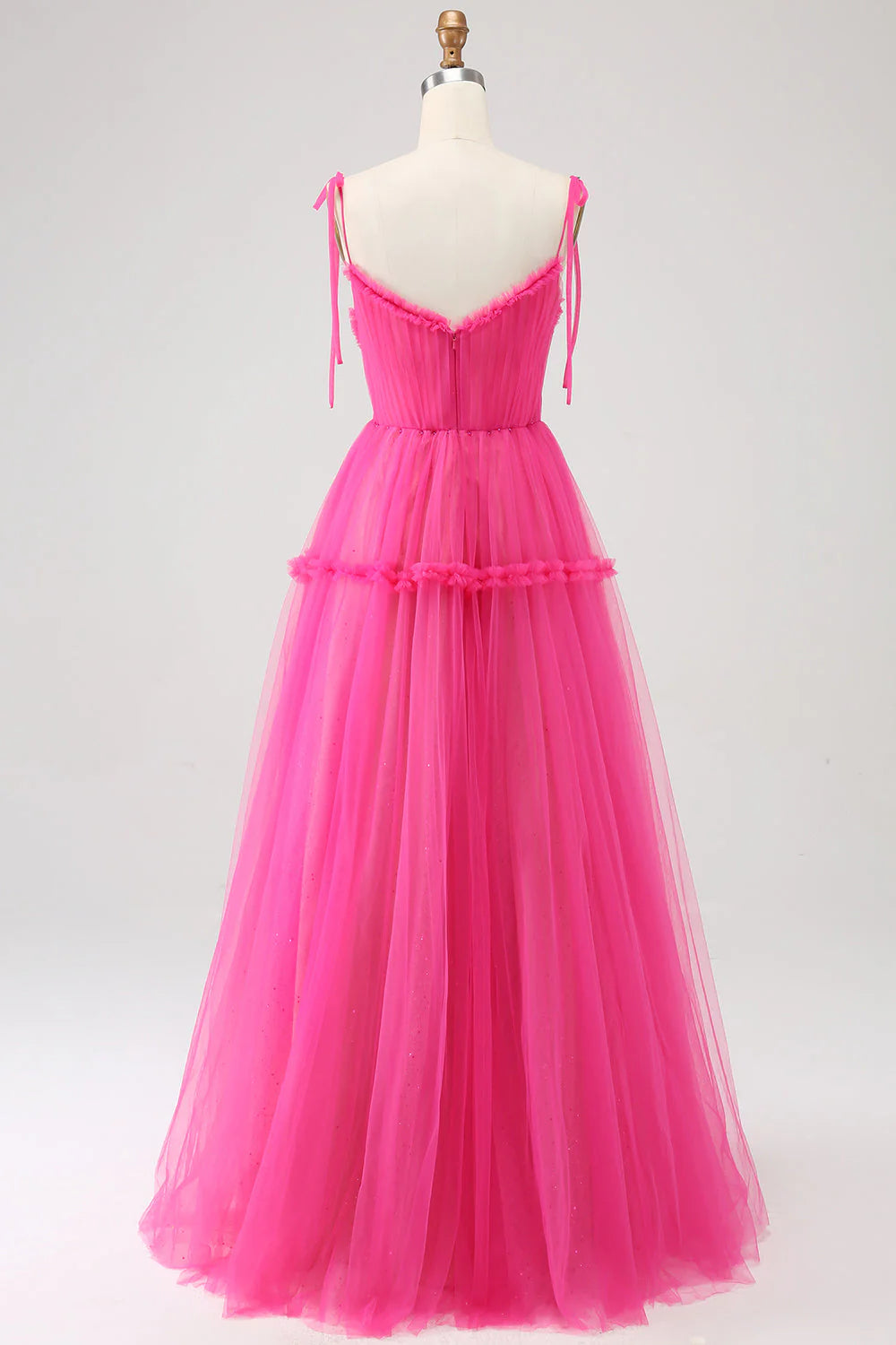 Robe de bal longue en tulle à volants et coupe trapèze