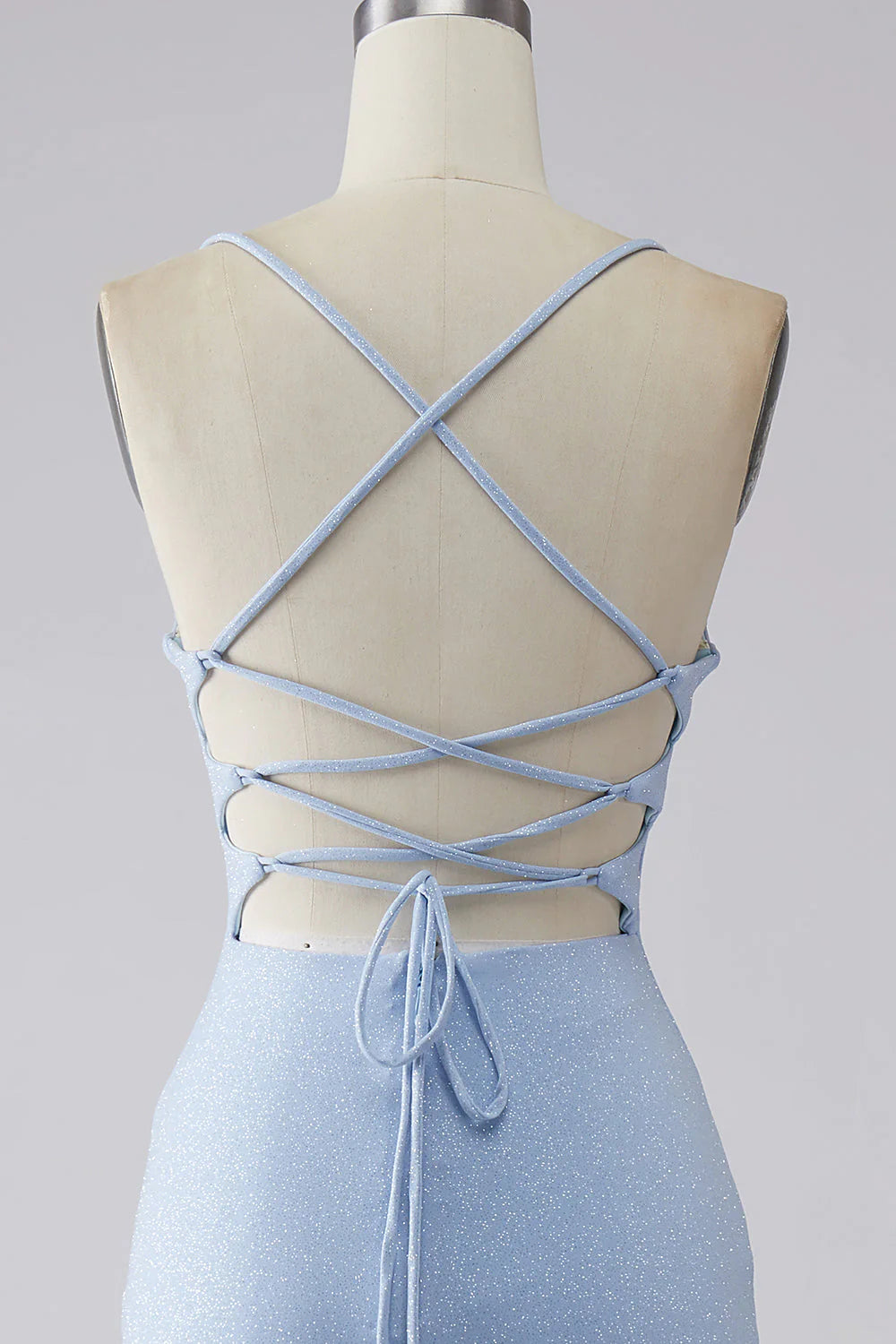 Vestido de fiesta azul claro de sirena brillante con abertura