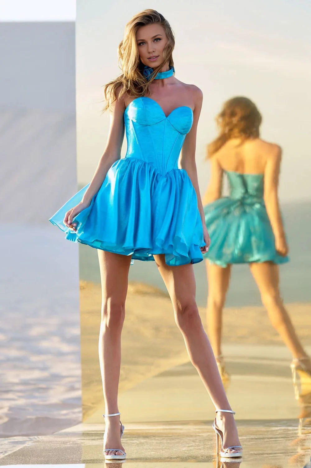 Weitese Dress Vibrant Blue Organza Glamour Strapless Silhouette Corset Bodice Organza Ruffled Skirt And A Dramatic Short Fit Homecoming Dress