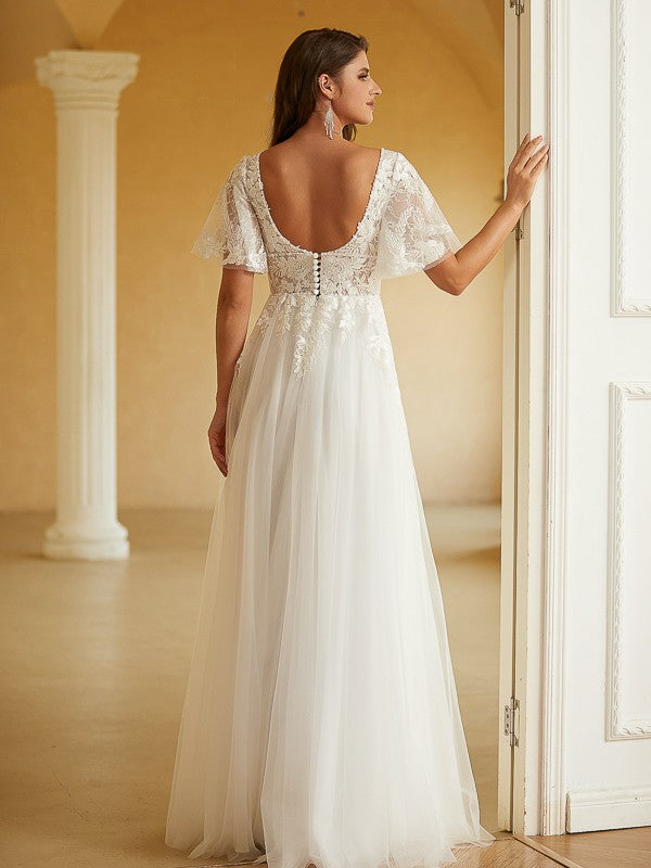 Close-up of the lace short sleeves and V-neckline of the Weitese wedding dress.