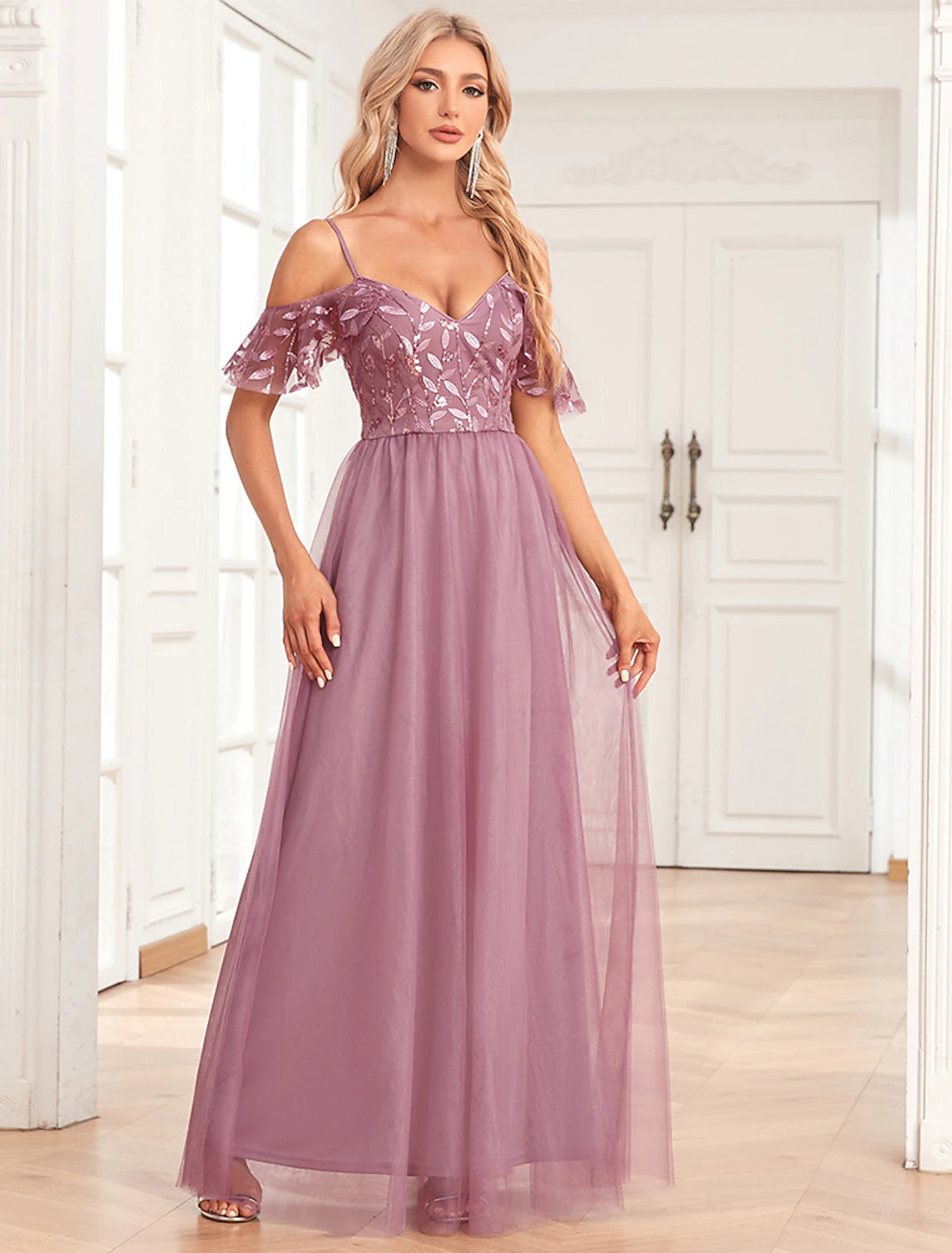 Side profile of the elegant Weitese evening dress.
