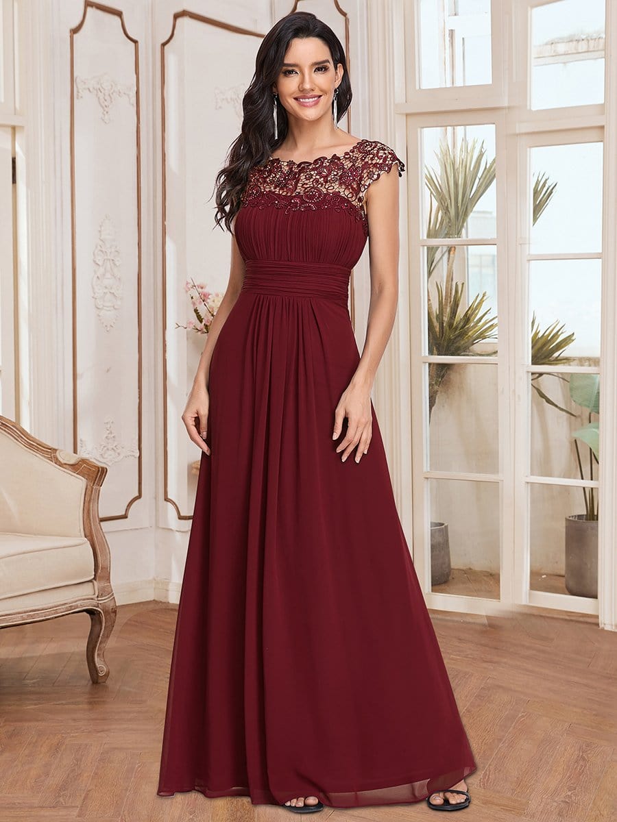 Weitese chiffon gown in a light hue, suitable for wedding parties.