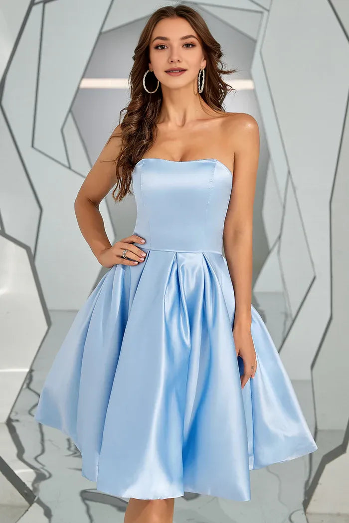 Weitese Dress A-Line Sky Blue Strapless Short Homecoming Dress Pleated Sleeveless Party Dress