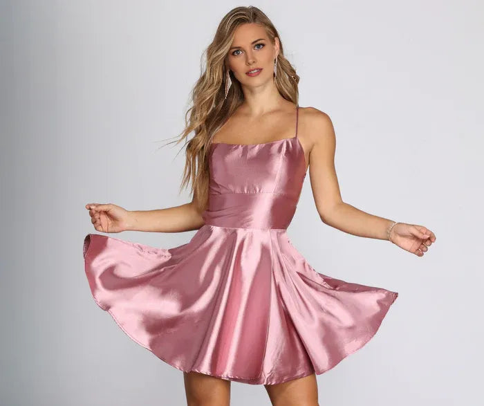 Weitese Dress A-Line Spaghetti Straps Cocktail Party Dress Sleeveless Satin Backless Homecoming Dress
